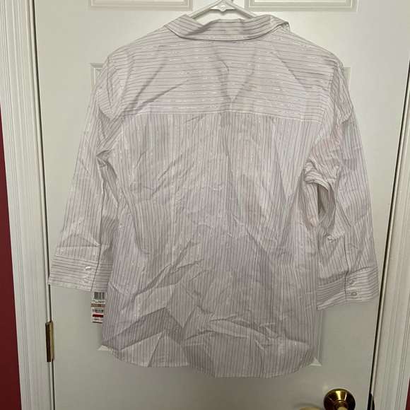 Button down shirt ~ - Picture 3 of 8